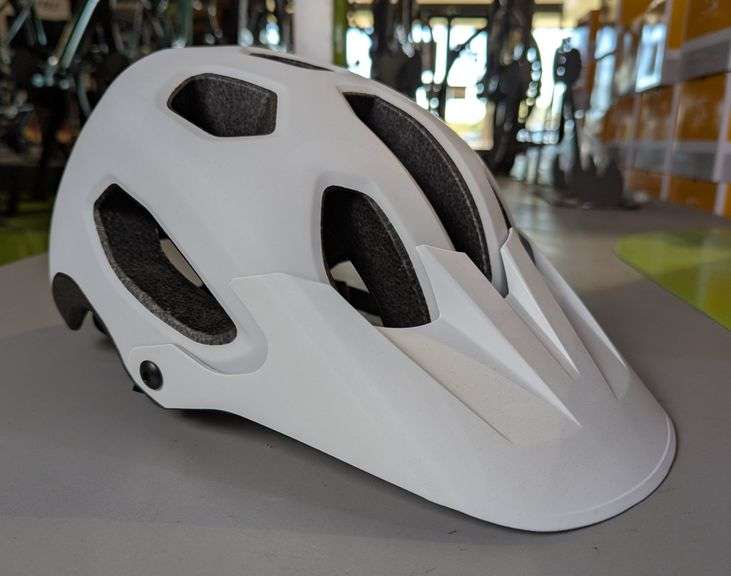 Cannondale Ryker White Bicycle Helmet, Size L/XL image