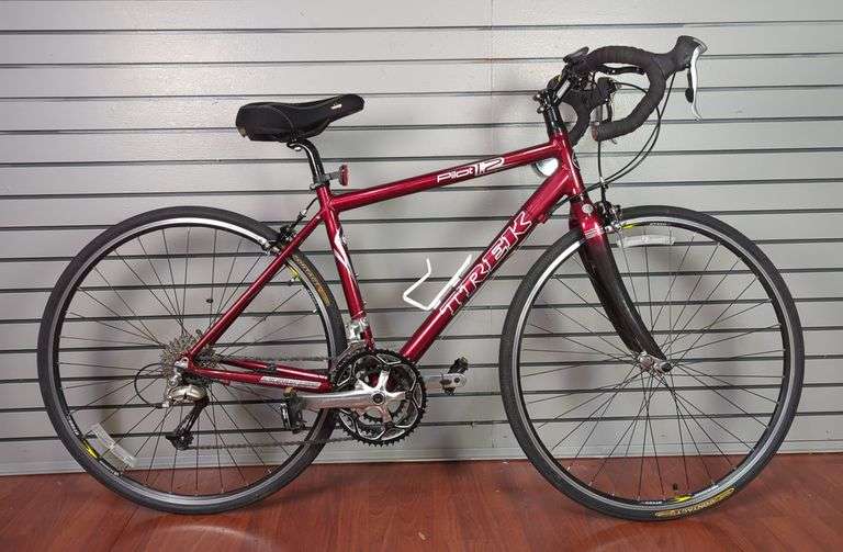 Trek Pilot 1.2 27-Speed Road Bike image