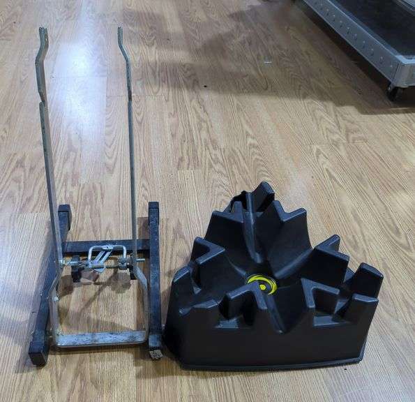 Bike Trainer with CycleOps Climbing Block image