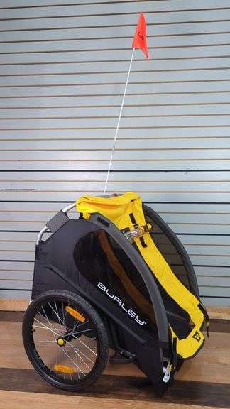 Burley Bee Child Bike Trailer with Flag image