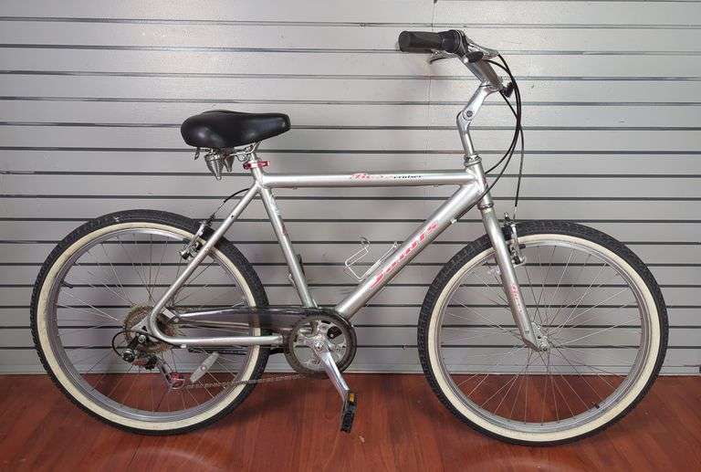 Janis Boss Cruiser 7-Speed Bicycle image