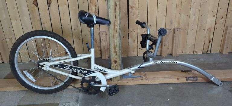 Schwinn Hitchhiker Bicycle image