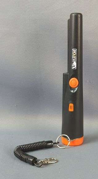 Uniroi Hand Held Metal Detector Wand, Powers On image
