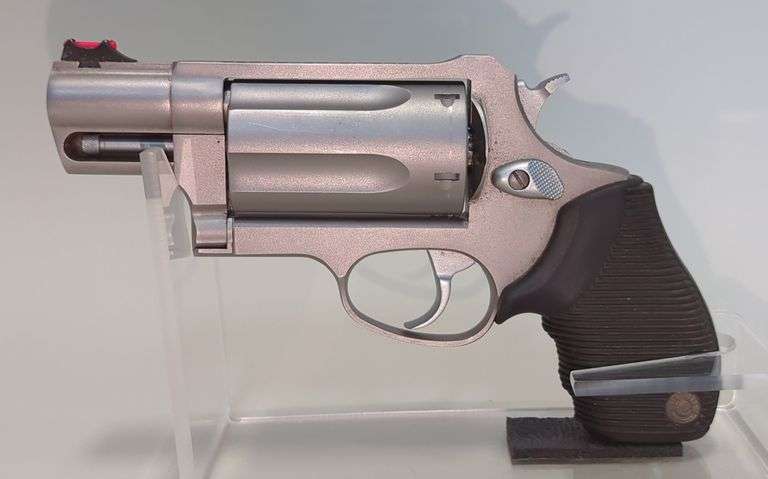 Taurus/ Taurus Int The Judge Public Defender 45LC/410 Ga 5 Shot Revolver SN# JR703452, Fiber Optic Front Sight image