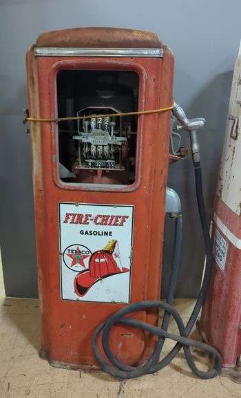 Tokheim Fire-Chief Texaco Gas Pump image