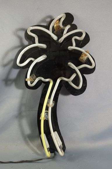 Palm Tree Neon Sign image