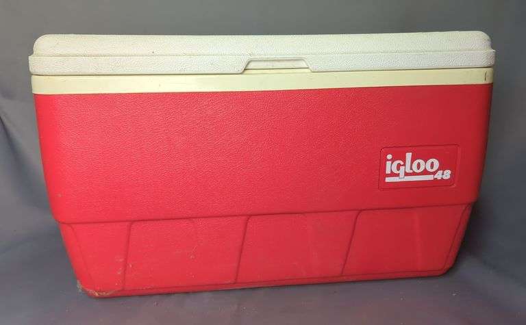 Igloo 48 Cooler Including Accessories image