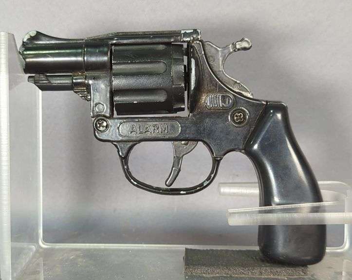 Italian FVM Alarm Toy Revolver image
