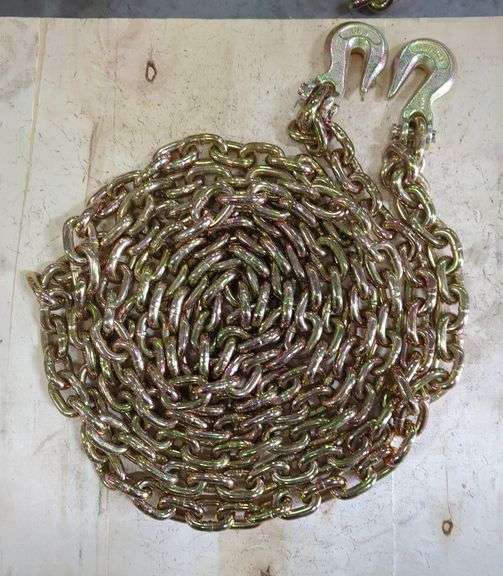 Heavy Duty 3/8" Tow Chain With Forged Steel Hooks image