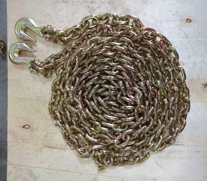 Heavy Duty 3/8" Tow Chain With Forged Steel Hooks image