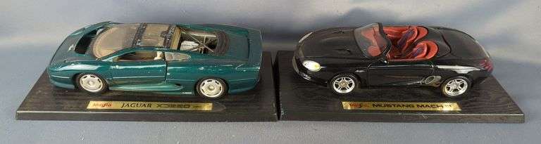 Maisto Model Cars - Jaguar XJ220 (1992) and Mustang Mach III (1993) image