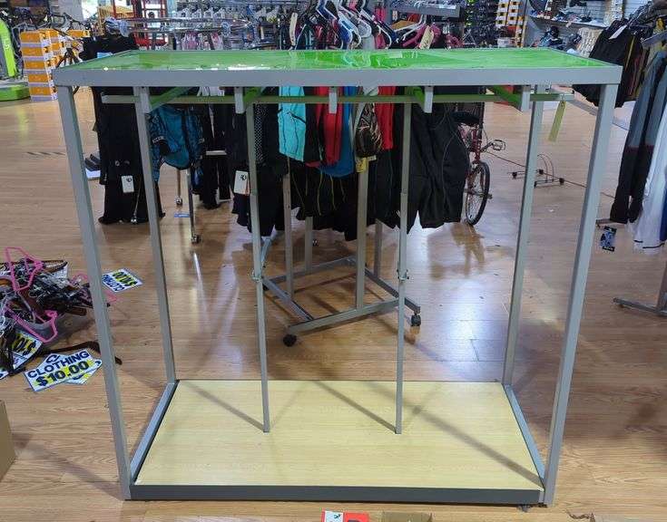 Retail Clothing Display Rack With Shelving image
