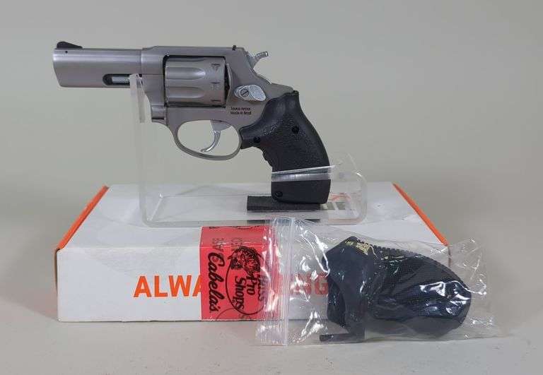 Taurus Armas/ Taurus Int'l 942 .22 LR 8-Shot Revolver SN# AHC826324, Extra Grip, Paperwork, In Box image