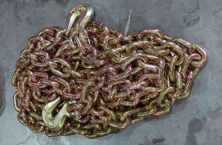 Heavy Duty 3/8" Tow Chain With Forged Steel Hooks image
