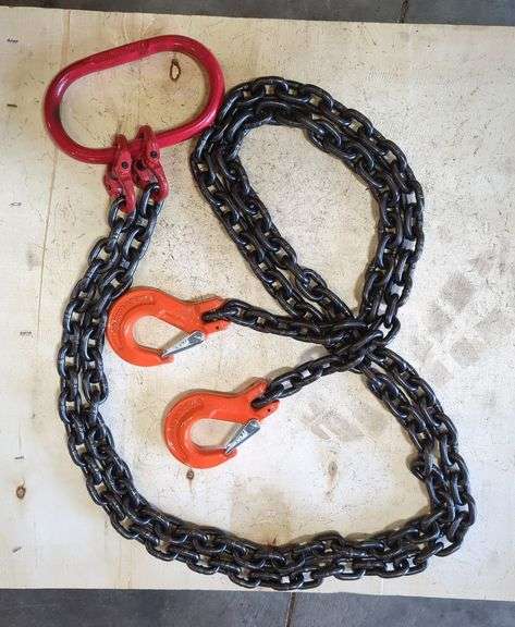 Heavy Duty 5/16" Lifting Chain With Hooks image