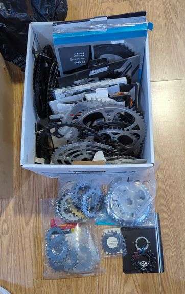 Bicycle Chainrings and Components image