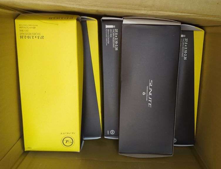 Sunlite 27.5 x 2.10-2.35 Thorn Resistant Bike Tubes image