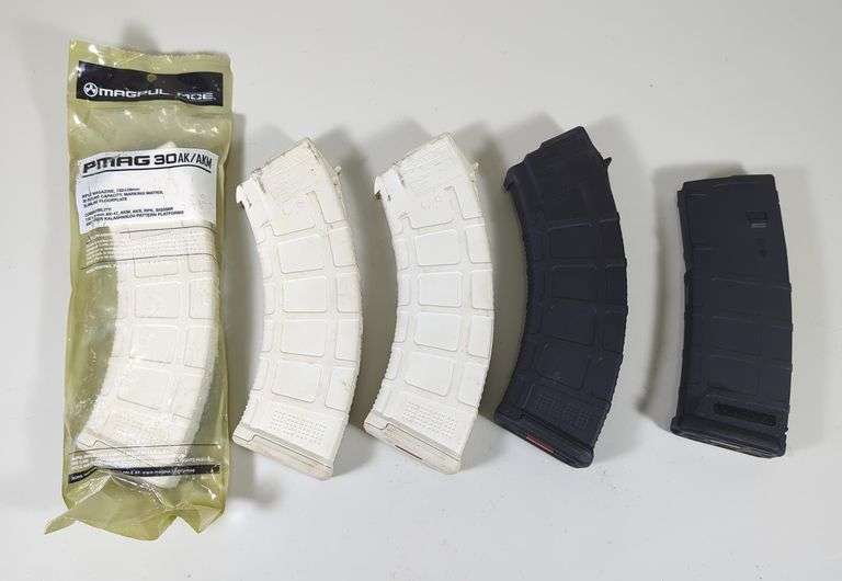 Pmag 30 AK MOE 7.62x39 Mags, Qty 4, And Pmag 30 AR/M4 MOE 5.56x45 Mag image
