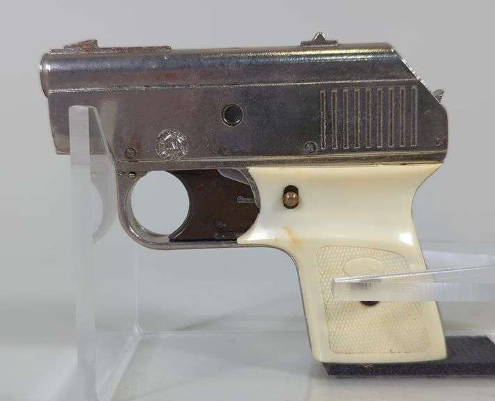 Italian .22 Cal 7-Shot Starter Pistol SN# Not Found, Model Is Possibly 'Precise' image