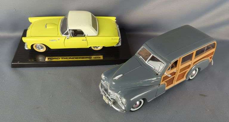 Maisto1948 Chevrolet Fleetmaster Woody And Ford Thunderbird 1:18 Scale Diecast Cars image