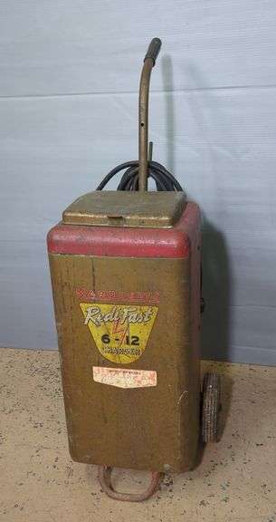 Marquette Redi-Fast 6-12V Rolling Battery Charger, Model 322NS image