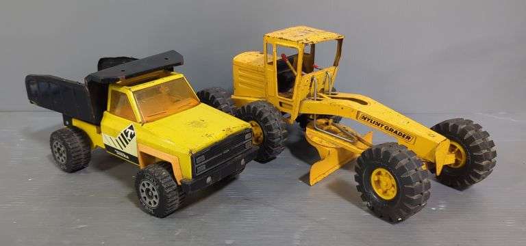 Tonka Dump Truck And Nylint Grader image