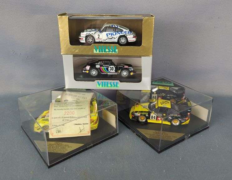 Vitesse Porsche 911 GT2 Diecast Model Cars image