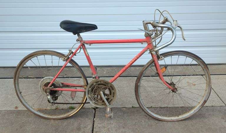 Schwinn Varsity 10-Speed 24" Bike, Tires Need Air/Replaced image