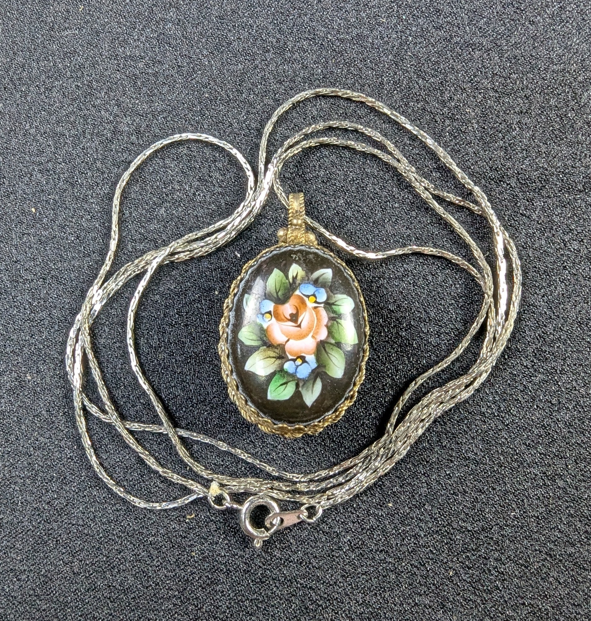 Lot image 2