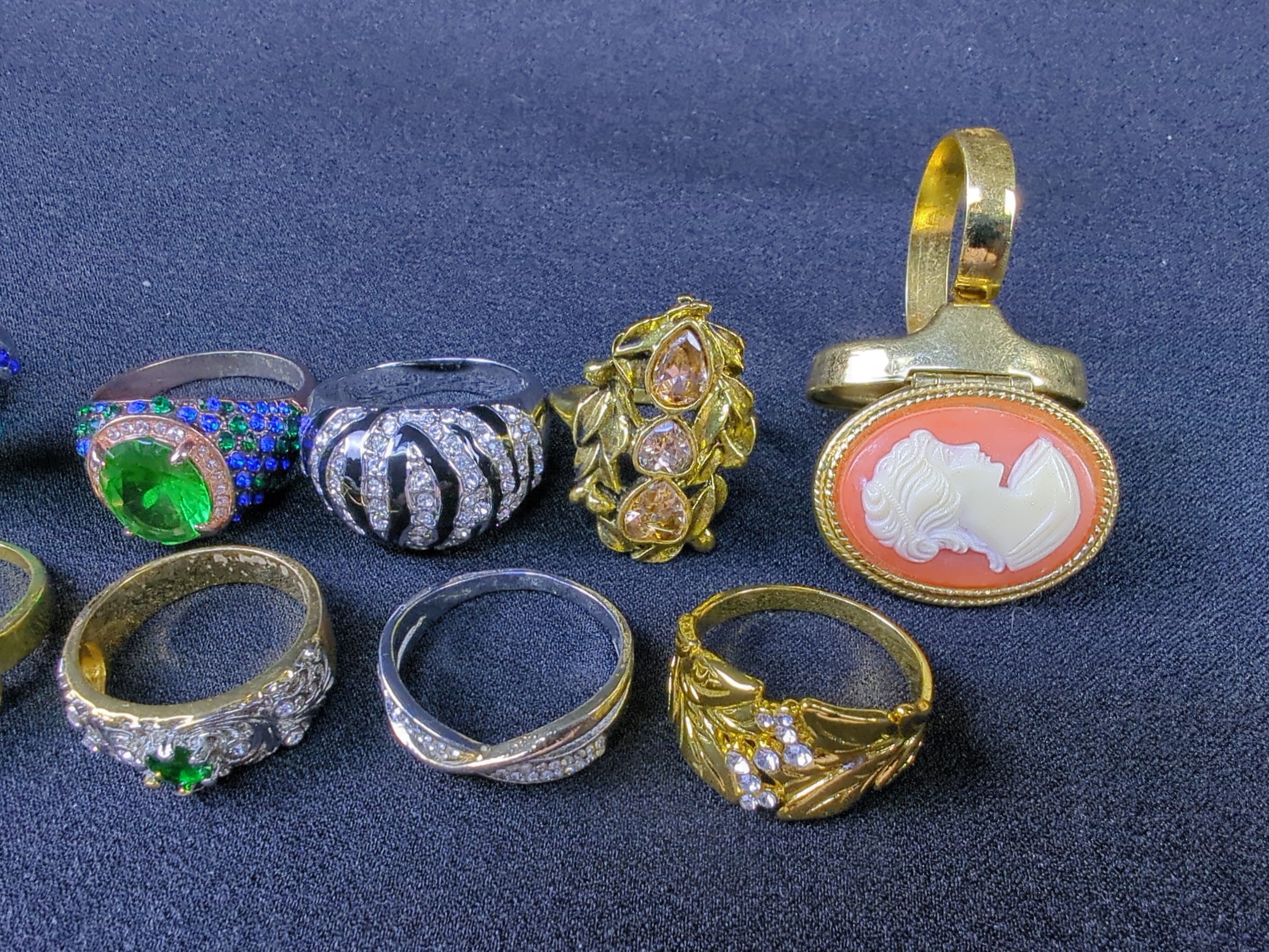 Lot image 3