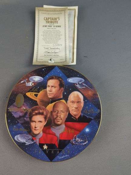 The Hamilton Collection Star Trek Plates
