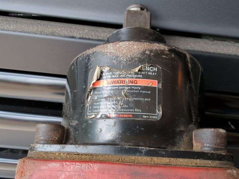 Central Pneumatic Earthquake Air Impact Wrench