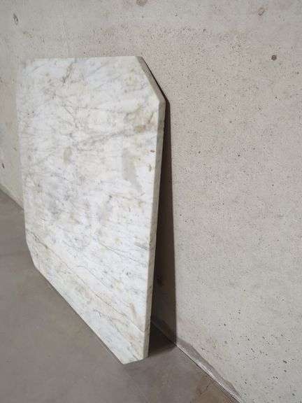 Square Onyx Table Top, 27.5" x 27.5" x 0.75"