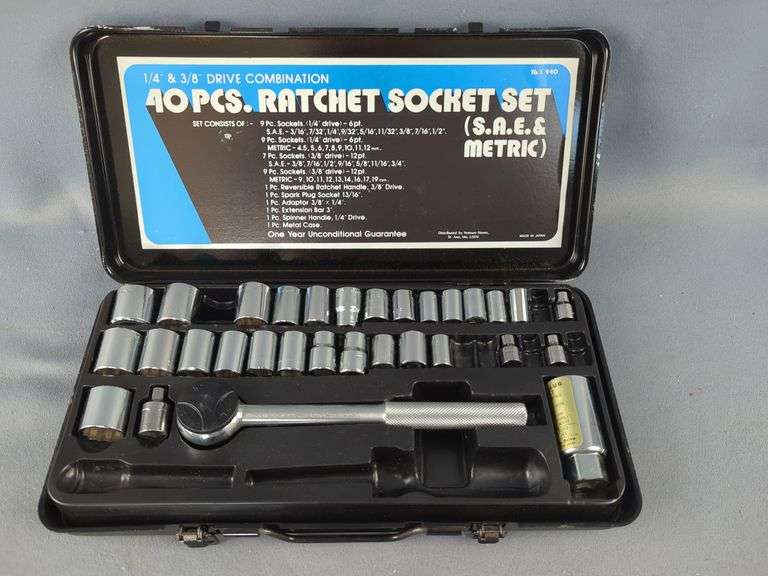 Hand Tools Lot: 40-Piece Socket Set, Metal Snips, and Hammer