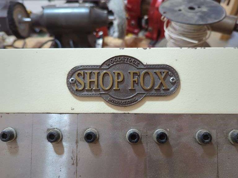 Shop Fox 24" Pan and Box Brake