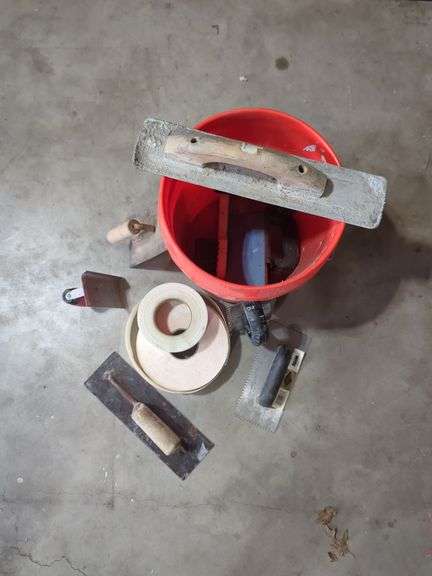 Drywall & Plastering Tools