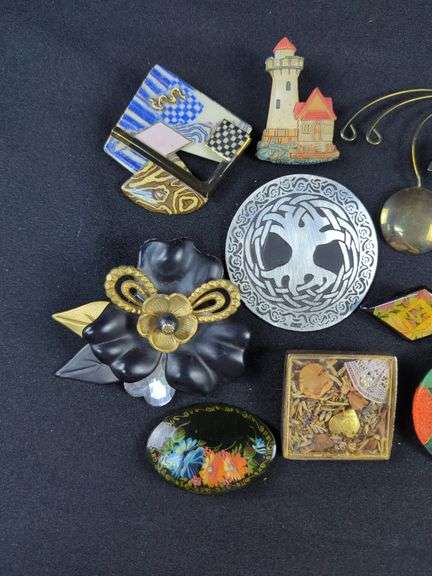 Collection of Fashion Brooches and Pins