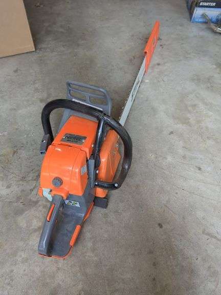 NEOTEC Professional Chainsaw