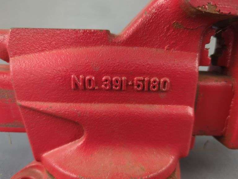 Craftsman Red Bench Vise,