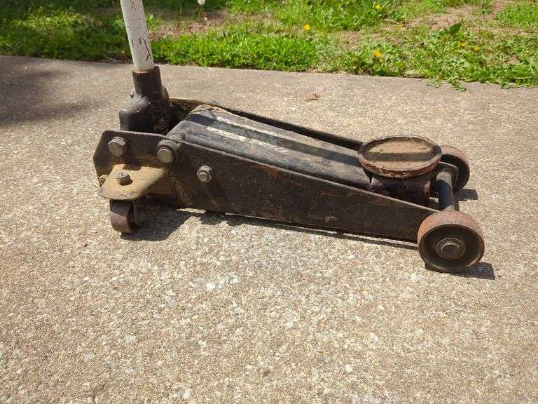 MVP Floor Jack
