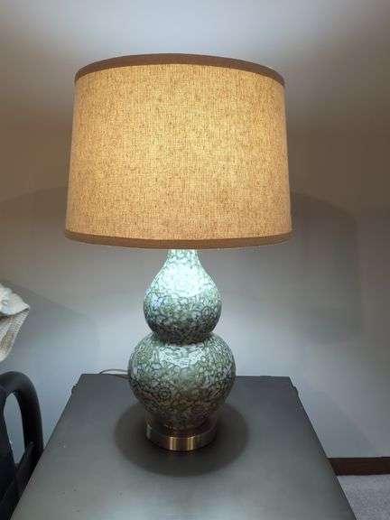 Floral Pattern Ceramic Table Lamp