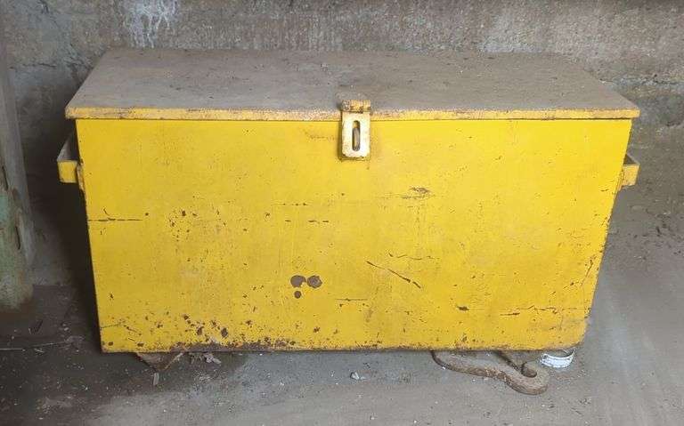 Metal Jobsite/Storage Box