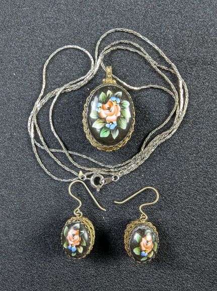 Floral Necklace and Earring Set