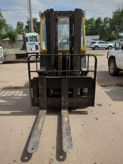 Yale Model GLP100MGNGBE088 Propane Forklift, Doors Detached, 12038 Hours