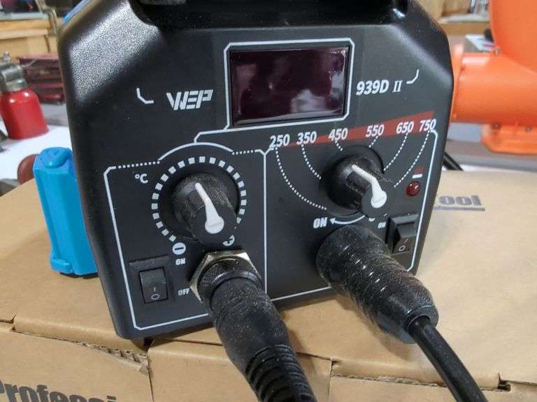 WEP 939D II Pyrography Station with Tips