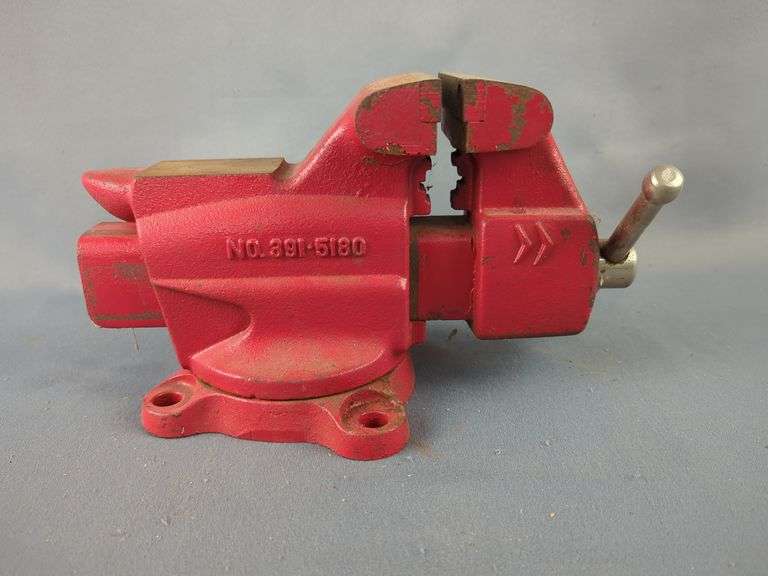 Craftsman Red Bench Vise,