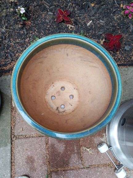 Two-Tone Glazed Ceramic Planter