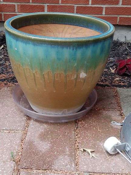Two-Tone Glazed Ceramic Planter
