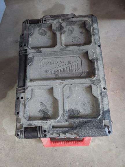 Milwaukee Packout M18 Charger Light