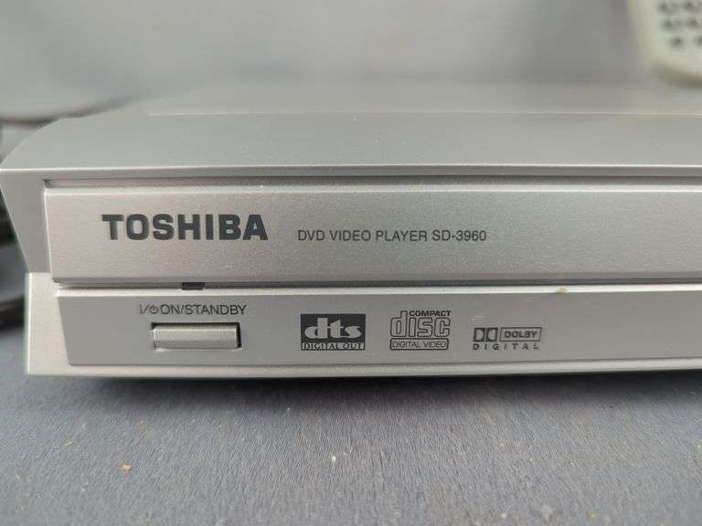 Toshiba SD-3960 DVD Player With Remote